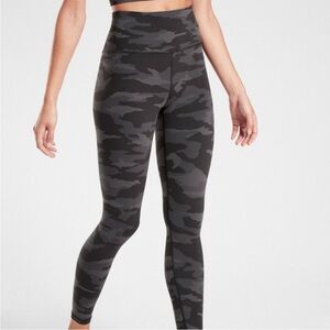 Athleta Elation Camo 7/8 Tights